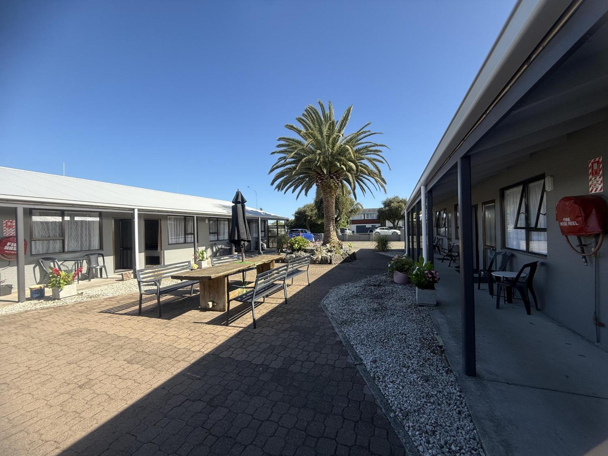 Cortez Motel Whakatane Bagian luar foto