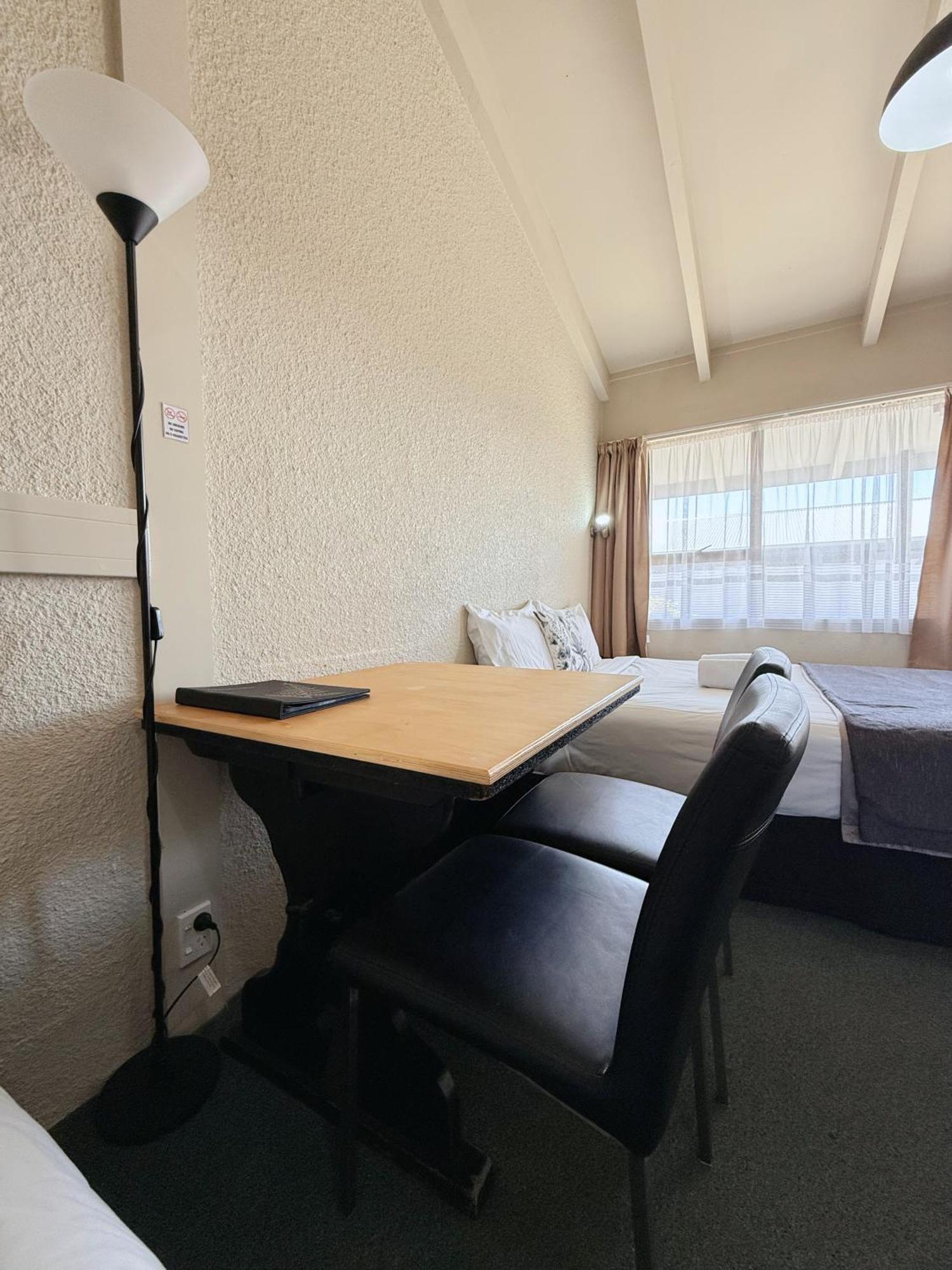 Cortez Motel Whakatane Bagian luar foto