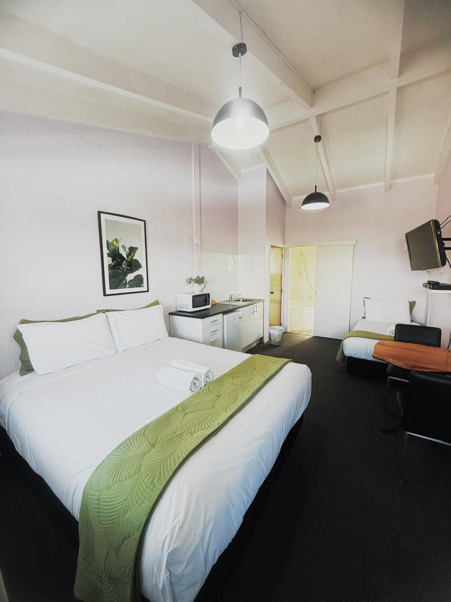 Cortez Motel Whakatane Bagian luar foto